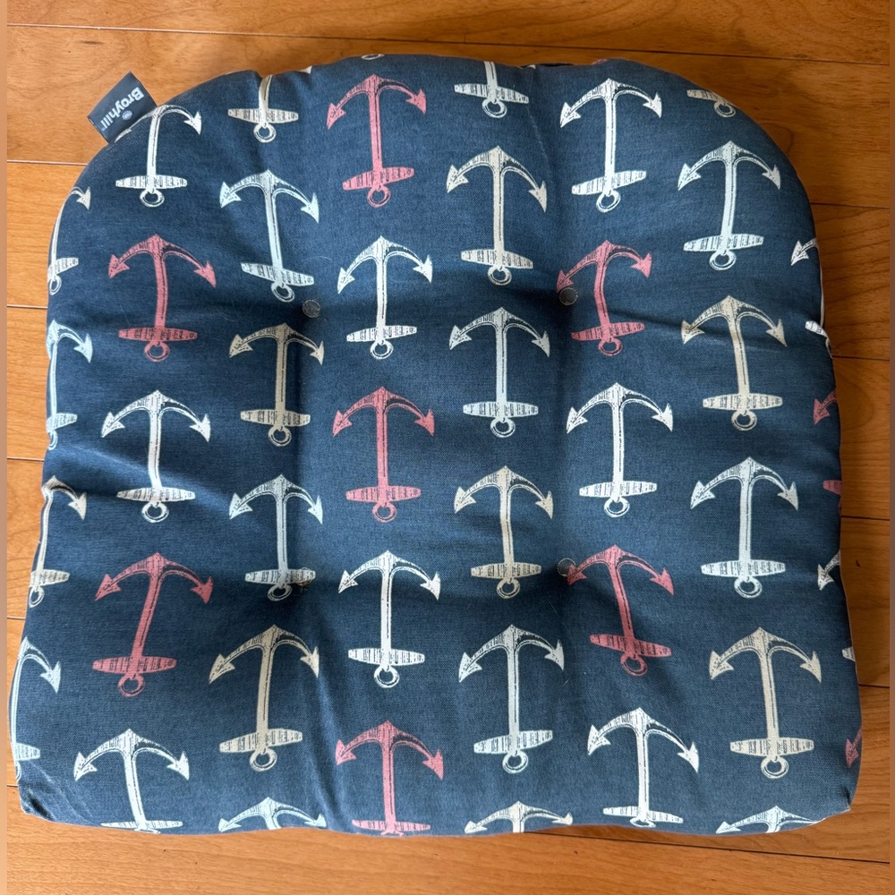 Broyhill Anchors Outdoor Cushion Vintage White Blue Tan 20-in sq Made in USA
